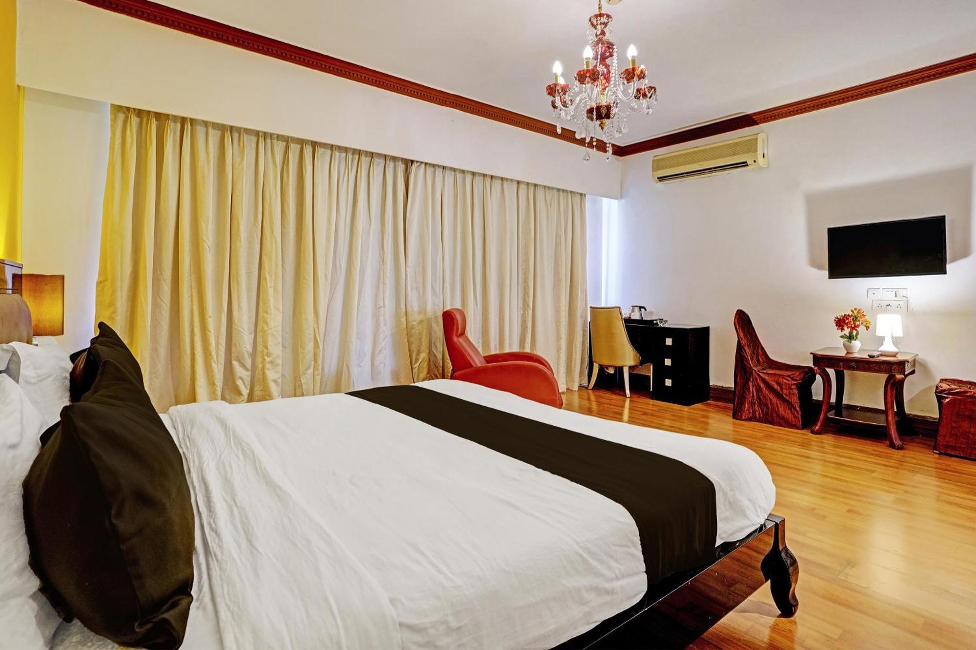 Townhouse 809 Royal Palms Hotel - Rose Collection Mumbai Eksteriør bilde